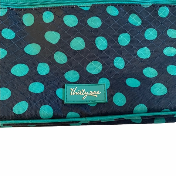 thirty-one Handbags - Thirty one Insulated Make up Bag